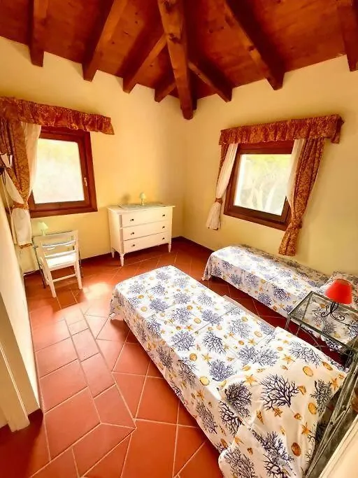 Villa Di Canio Piscina Privata Wifi & Netflix Punta de su Torrione 0*,  イタリア